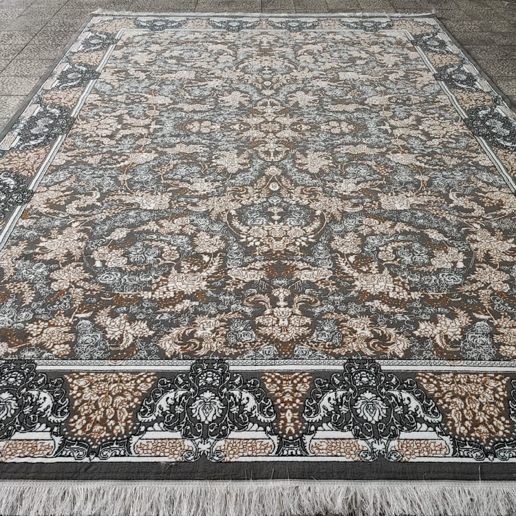 فرش آترین فیلی با رنگهای ظریف و طرحهای هنری، انتخابی عالی برای دکوراسیون مدرن و سنتی"