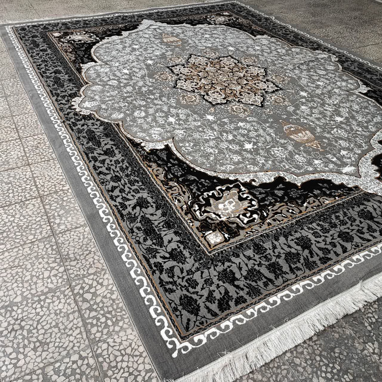 نمایی از فرش النا فیلی با طراحی مدرن و رنگهای ملایم فیلی، ایدهآل برای تکمیل دکوراسیون داخلی خانه با طرحهای کلاسیک و کیفیت بالا