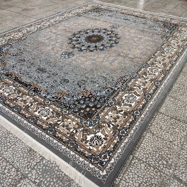 نمای کامل فرش شاهان فیلی ۵۰۰ شانه با طرح سنتی و رنگ فیلی ملایم مناسب دکوراسیون مدرن