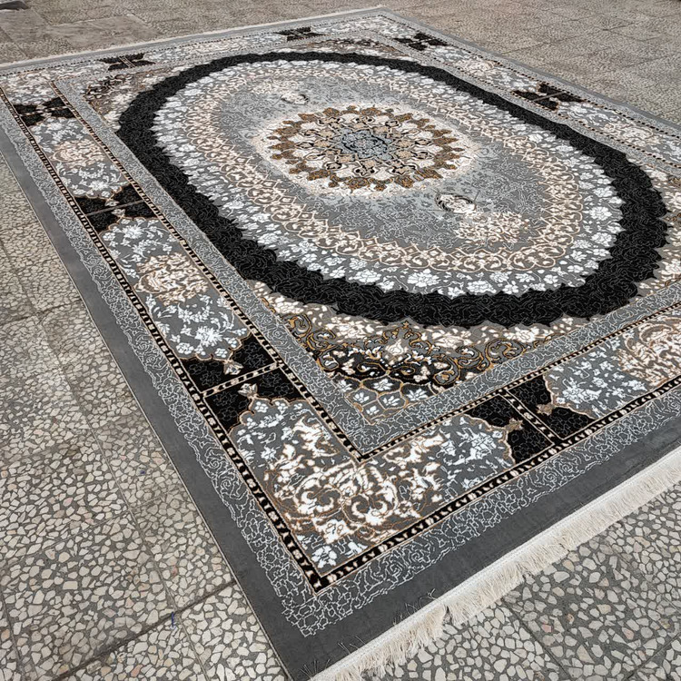 طرح برجسته و رنگ فیلی فرش صدرا 500 شانه تراکم 1500، که به زیبایی به دکوراسیون منزل شما جلوهای لوکس و آرامشبخش میبخشد