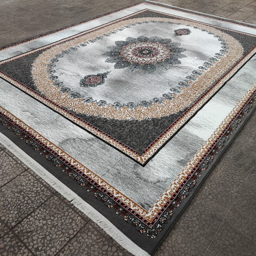 فرش بیتا صدفی 500 شانه با طراحی ظریف و رنگهای ملایم، ایدهآل برای دکوراسیونهای مدرن و کلاسیک، با تراکم 1500 و نخ پلی استر مقاوم"