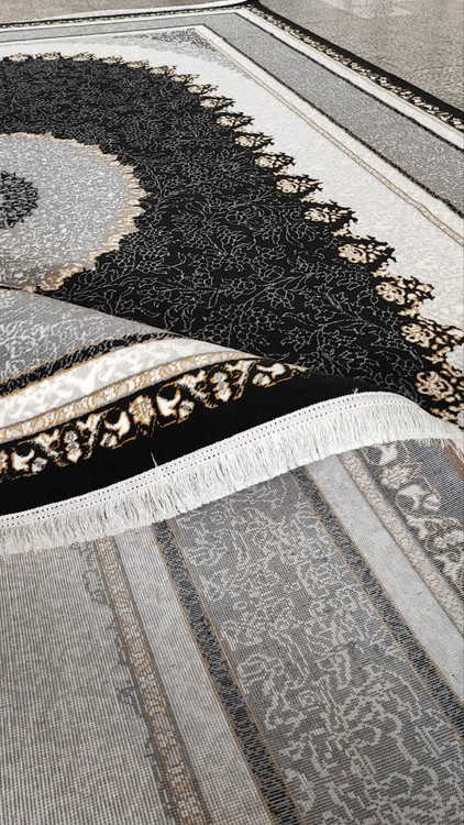 ضخامت و ریشه فرش ساحل مشکی