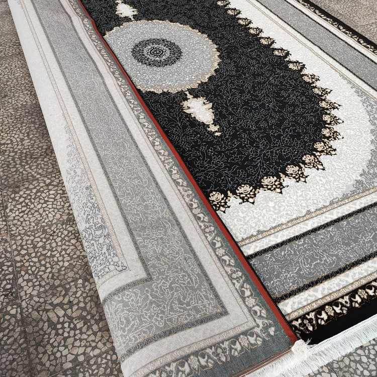 نمای پشت و روی فرش ساحل مشکی 1