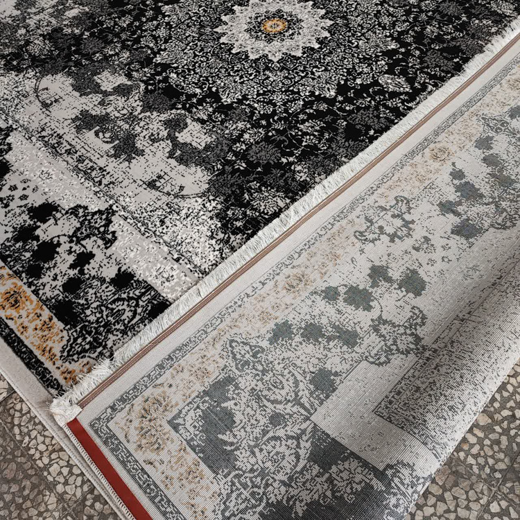 کیفیت فرش 500 شانه تراکم 1500 طرح شیرین نقره ای