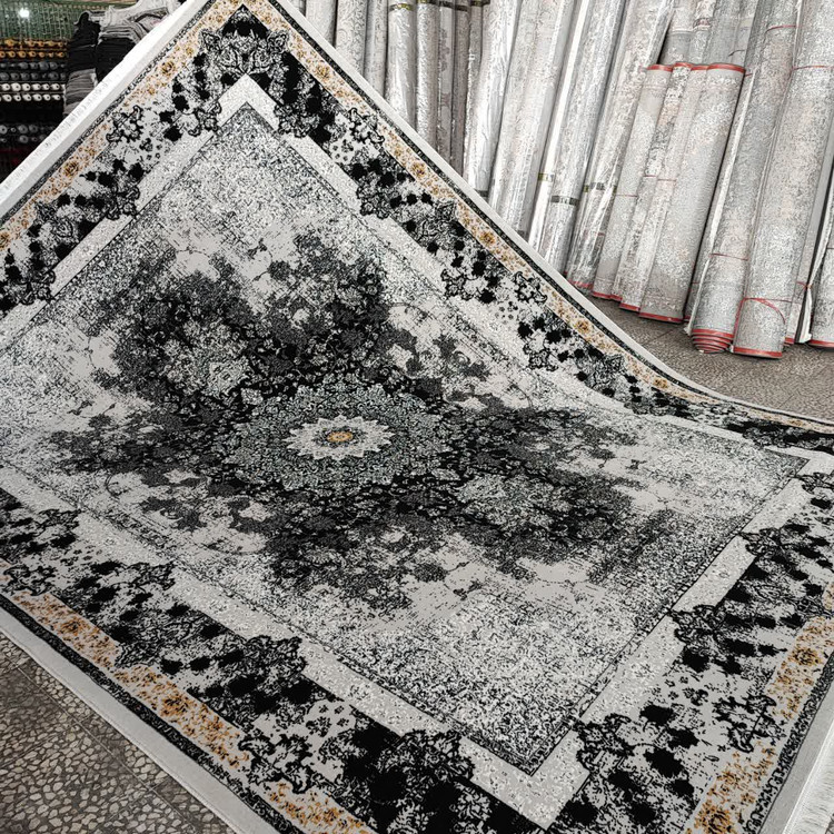 عکس فرش شیرین نقره ای طرح 700 شانه