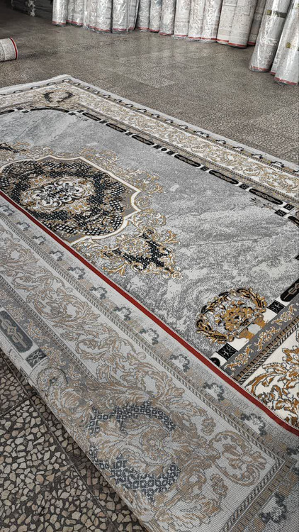 عکس فرش ویتا نقره ای 500 شانه