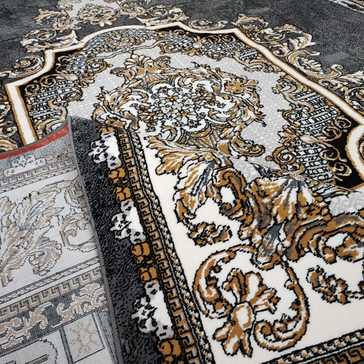 نزدیک نمای فرش ویتا متالیک 500 شانه تراکم 1500 با رنگ دودی متالیک و طرحهای ظریف و هندسی، انتخابی عالی برای خانههای مدرن