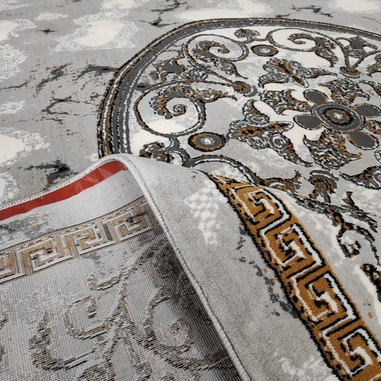 تصویر کلوزآپ از بافت فرش ۵۰۰ شانه نیکا با تراکم ۱۵۰۰، رنگهای نقرهای، طوسی و کرم با جزئیات ظریف گلدار